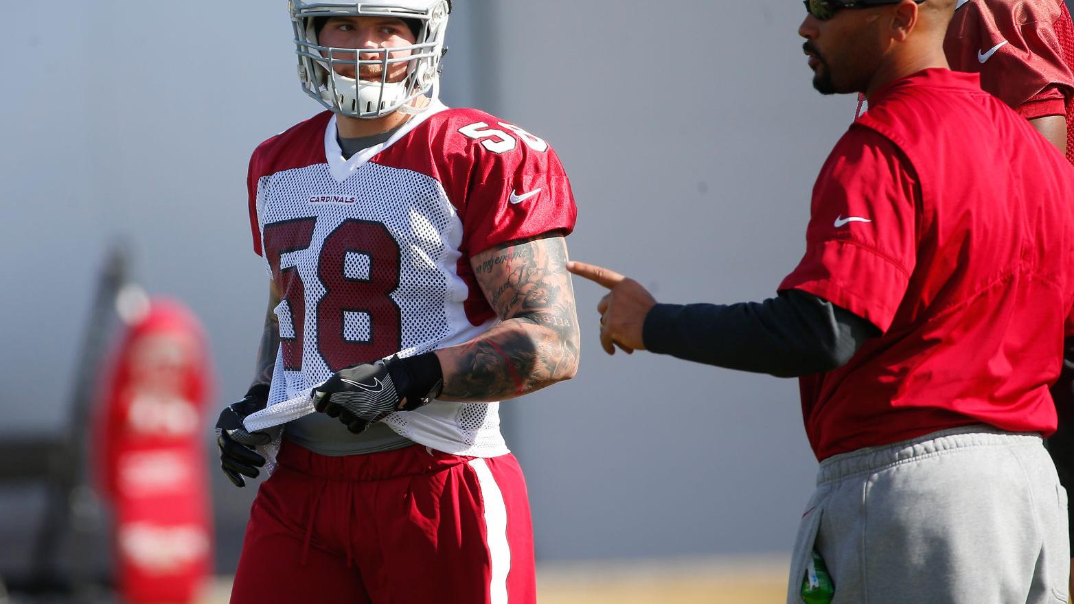 Ka'Deem Carey waived, Scooby Wright added during busy day for ex-Wildcats